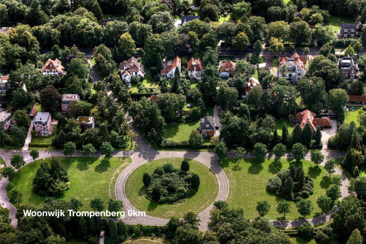 Boutique Hotel Villa Trompenberg ฮิลเวอร์ชุม ภายนอก รูปภาพ