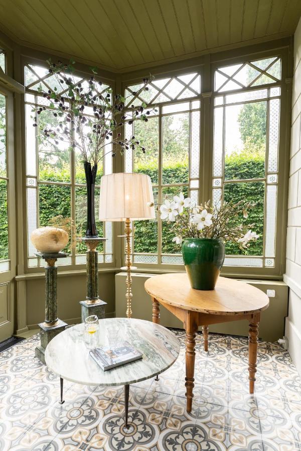 Boutique Hotel Villa Trompenberg ฮิลเวอร์ชุม ภายนอก รูปภาพ